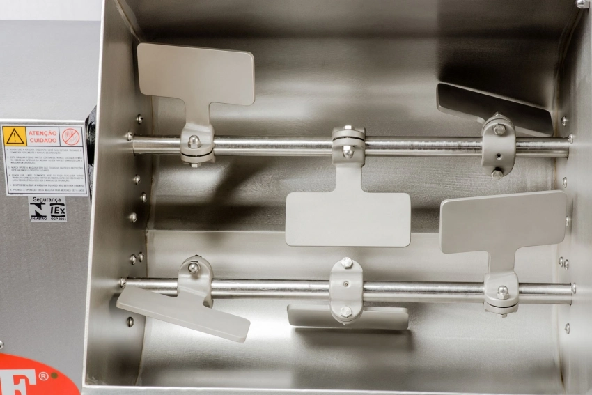 Misturadeira de Carne CAF M60 - 2 Eixos Inox